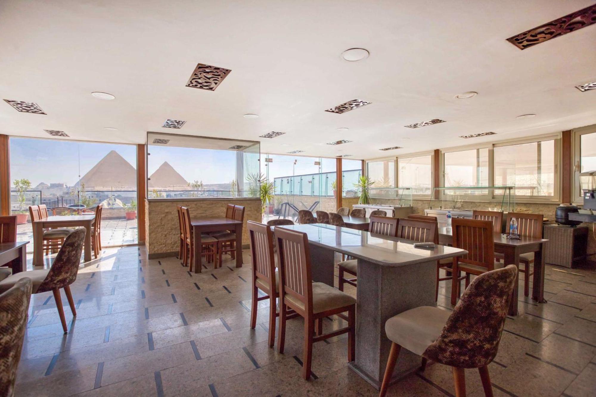 New Top Pyramids Hotel