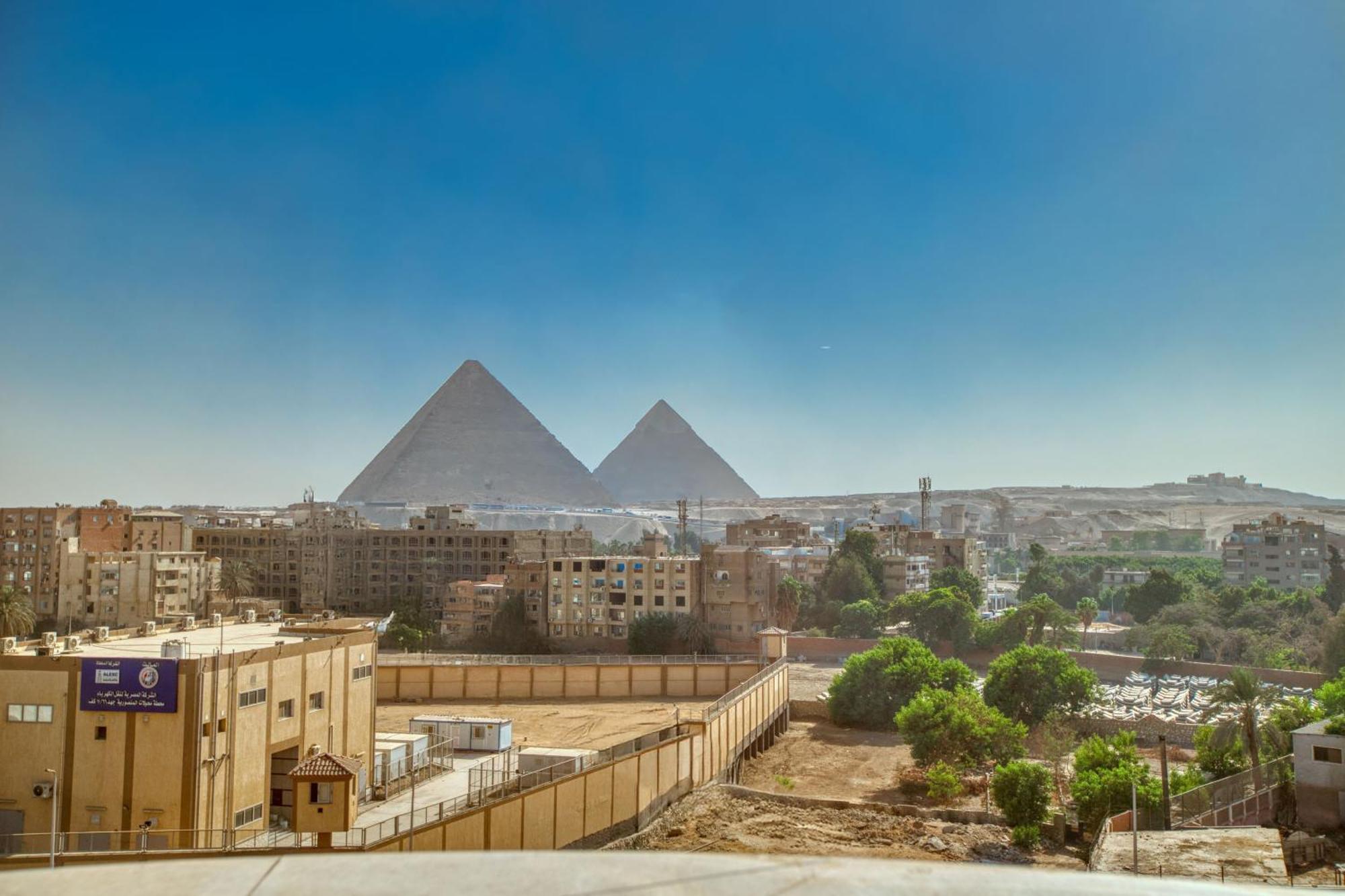 New Top Pyramids Hotel Accommodatie bij particulieren