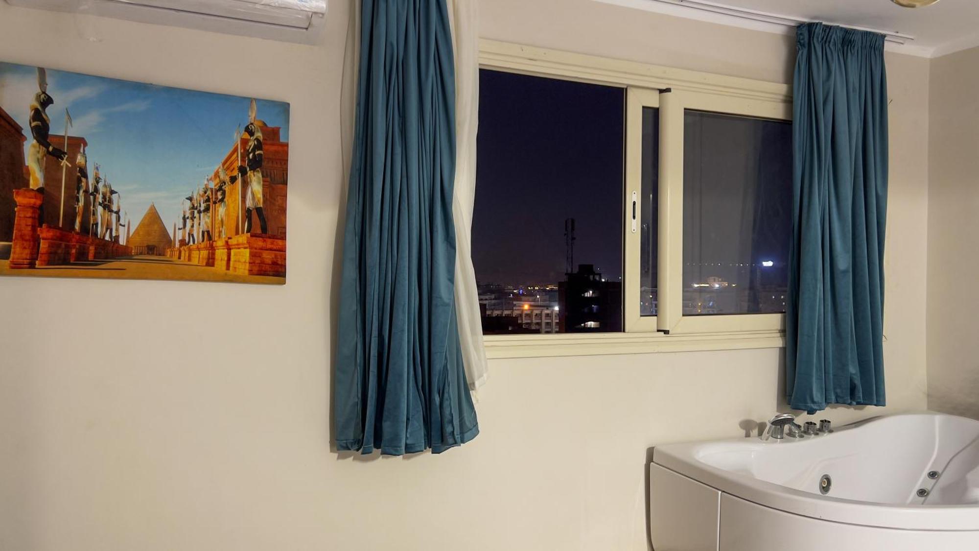 New Top Pyramids Hotel Accommodatie bij particulieren *