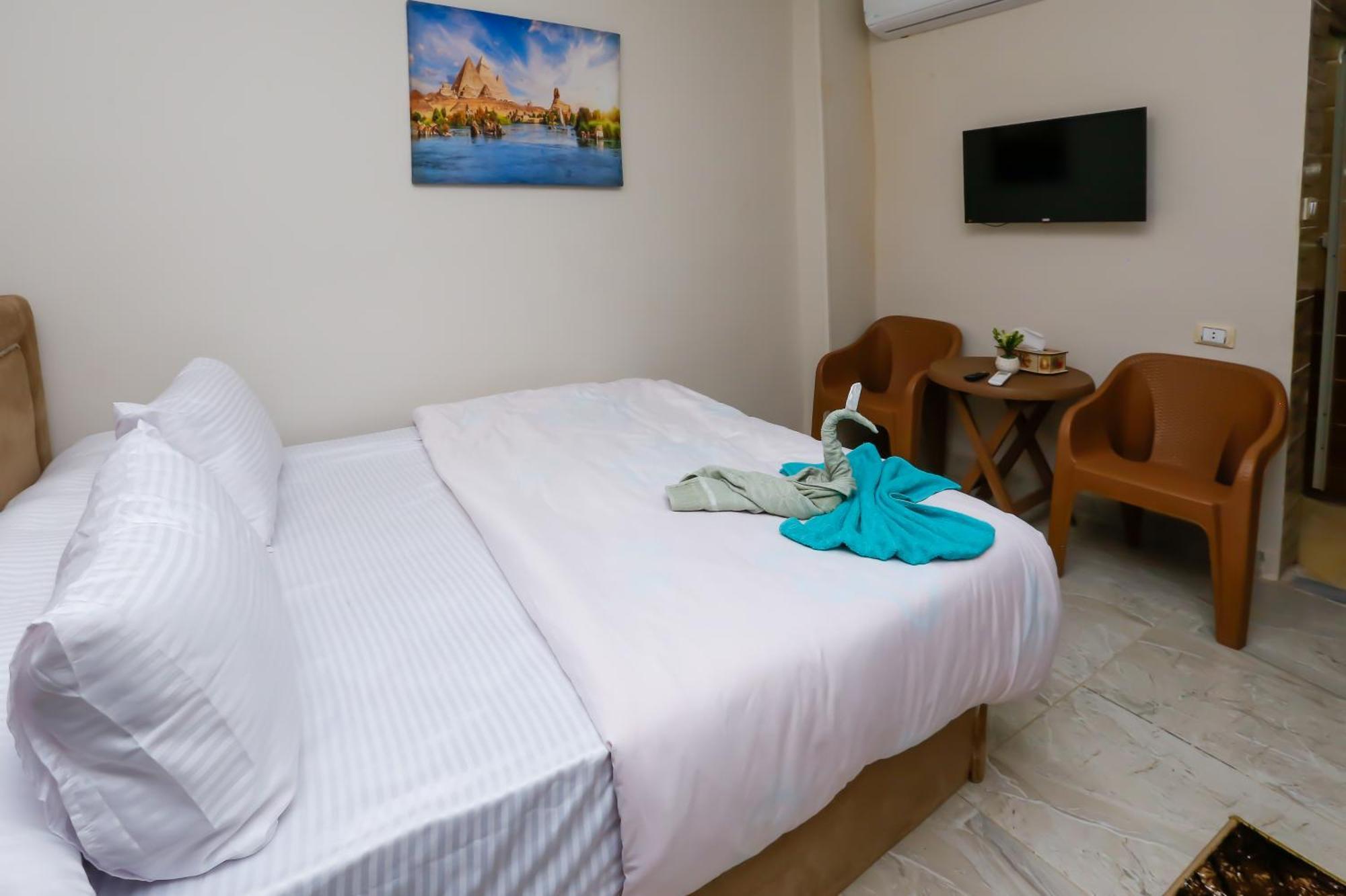 New Top Pyramids Hotel Accommodatie bij particulieren