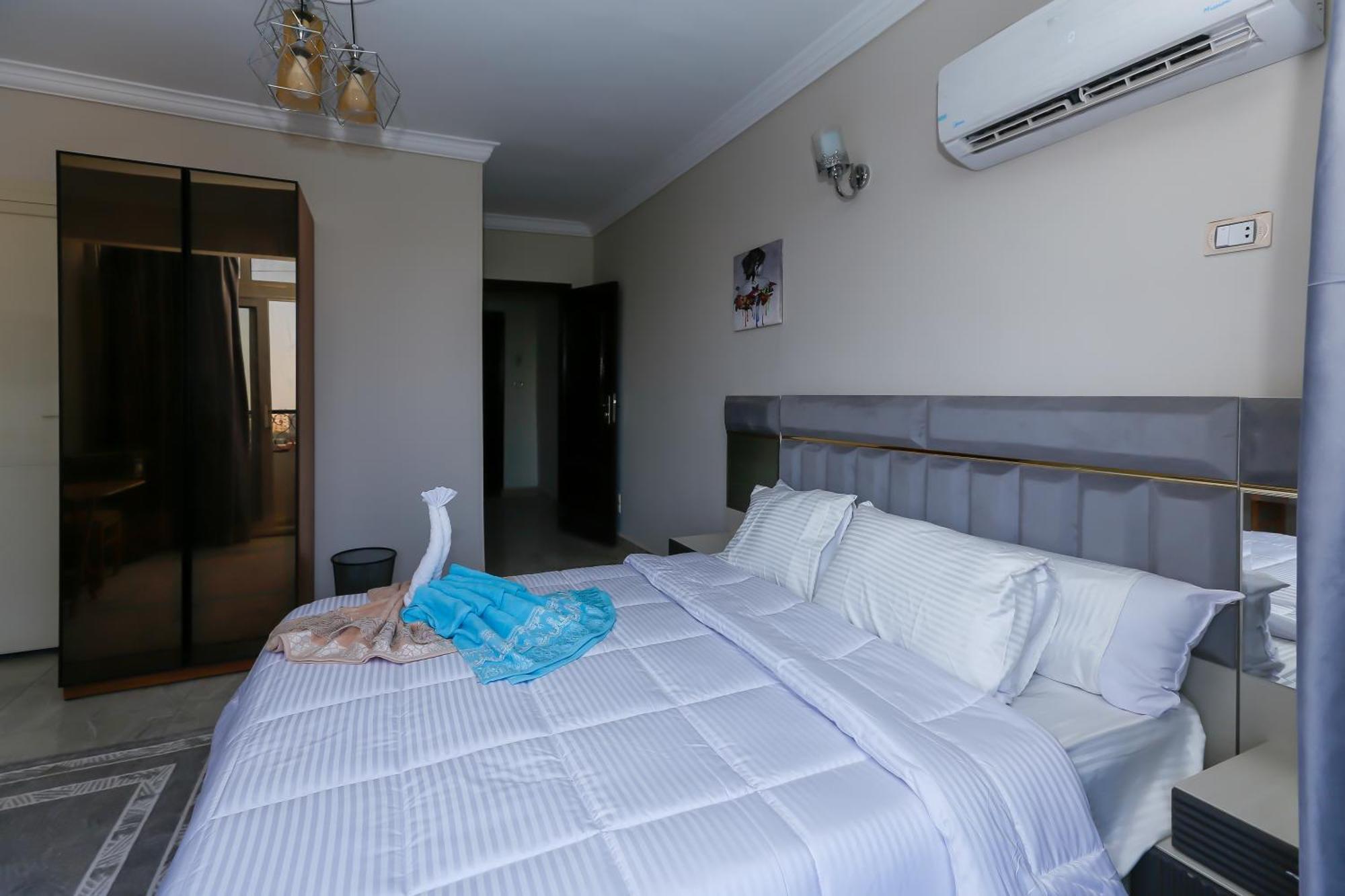 New Top Pyramids Hotel Accommodatie bij particulieren